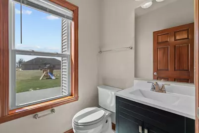 1290  Pemmican Ct, Neenah, WI 54956 - Photo 34