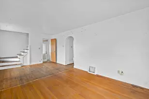 2815 S 91st St, West Allis, WI 53227 - Photo 4