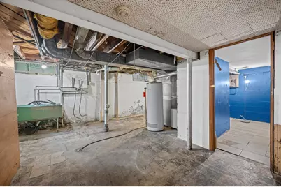 2815 S 91st St, West Allis, WI 53227 - Photo 20