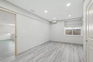 N55W20970 Carters Crossing Cir, Menomonee Falls, WI 53051 - Photo 52