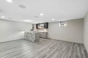 N55W20970 Carters Crossing Cir, Menomonee Falls, WI 53051 - Photo 44