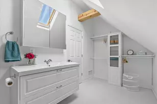 2742 S Greeley St, Milwaukee, WI 53207 - Photo 20