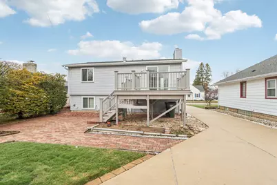 1925 E Van Beck Ave, Saint Francis, WI 53235 - Photo 38