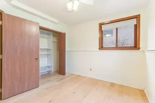 1925 E Van Beck Ave, Saint Francis, WI 53235 - Photo 22