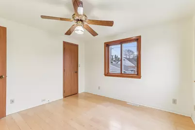 1925 E Van Beck Ave, Saint Francis, WI 53235 - Photo 16