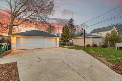 3865 N Morris Blvd #3867, Shorewood, WI 53211 - Photo 2