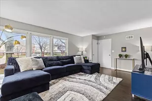 3865 N Morris Blvd, Shorewood, WI 53211 - Photo 4