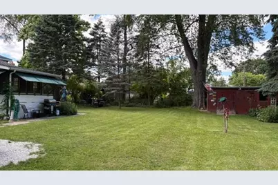 W862  Florence Rd, Bloomfield, WI 53128 - Photo 26