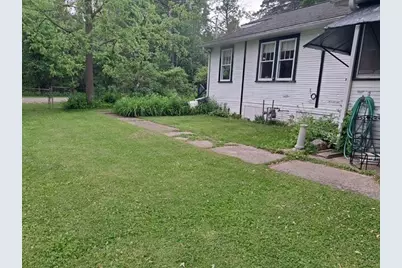 W862  Florence Rd, Bloomfield, WI 53128 - Photo 2