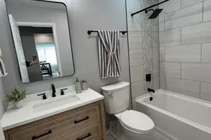 10620 N Ivy Ct, Mequon, WI 53092 - Photo 20