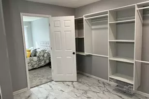 10620 N Ivy Ct, Mequon, WI 53092 - Photo 32