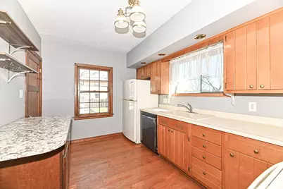 8608 W Burleigh St, Milwaukee, WI 53222 - Photo 10