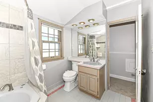 8608 W Burleigh St, Milwaukee, WI 53222 - Photo 24