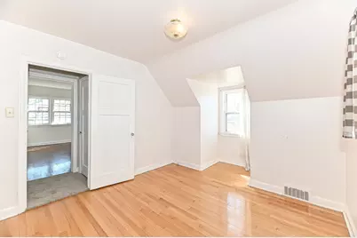 8608 W Burleigh St, Milwaukee, WI 53222 - Photo 22