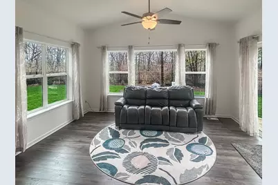 2921  Seven Oaks Ct, Racine, WI 53139 - Photo 14