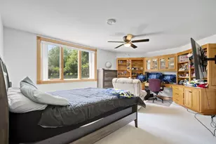 W304N2470 Maple Ave, Delafield, WI 53072 - Photo 30