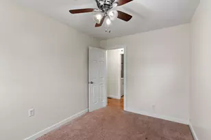 6419 W Verona Ct, Milwaukee, WI 53219 - Photo 12