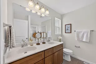 1348 Aberdeen Pl, Oconomowoc, WI 53066 - Photo 10