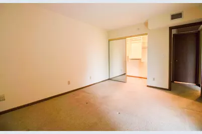 2470 W Good Hope Rd #165, Glendale, WI 53209 - Photo 6