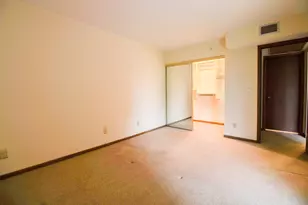 2470 W Good Hope Rd, Glendale, WI 53209 - Photo 6