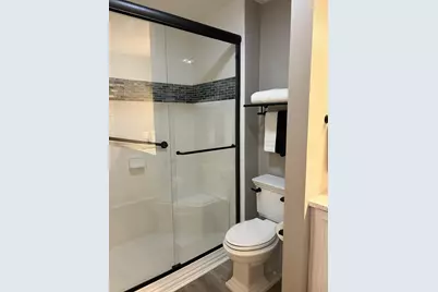 274  Minz Park Cir #1, West Bend, WI 53095 - Photo 18