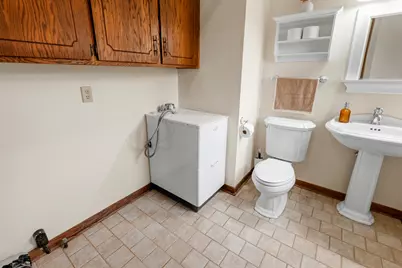 W153N9830  Neptune Dr, Germantown, WI 53022 - Photo 10