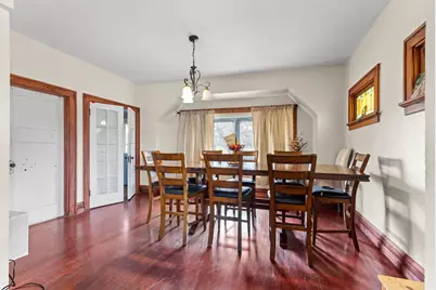 2402 S 20th St, Milwaukee, WI 53215 - Photo 6