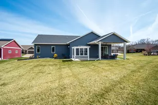 1506 Bridger Dr, Holmen, WI 54636 - Photo 38