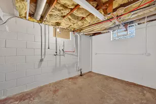 6726 W Silver Spring Dr, Milwaukee, WI 53218 - Photo 38