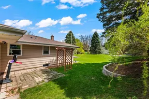 2033 Empire Dr, Waukesha, WI 53186 - Photo 26