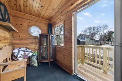 620  N 5th St, Manitowoc, WI 54220 - Photo 2