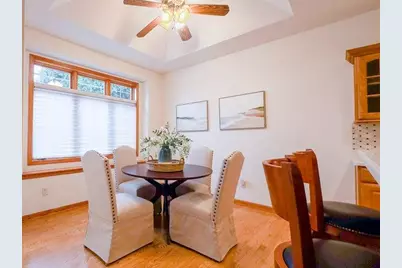 2436  Caribou Ln, Grafton, WI 53024 - Photo 6