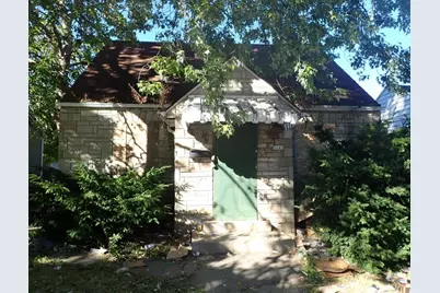 5249 N Teutonia Ave, Milwaukee, WI 53209 - Photo 1