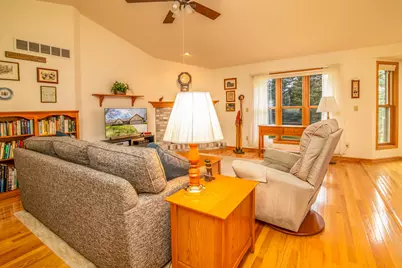 1236 N Water St, Watertown, WI 53098 - Photo 14