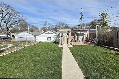 3528 N 92nd St, Milwaukee, WI 53222 - Photo 38