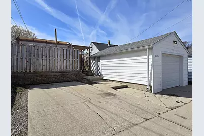 3528 N 92nd St, Milwaukee, WI 53222 - Photo 40