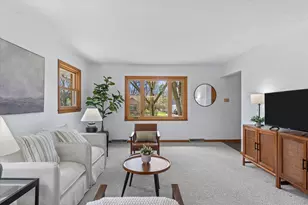 9714 W Arthur Ave, West Allis, WI 53227 - Photo 6