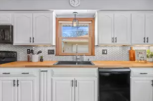 9714 W Arthur Ave, West Allis, WI 53227 - Photo 14