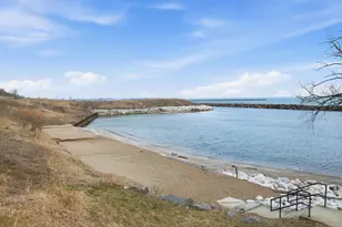 3930 S Lake Dr, Saint Francis, WI 53235 - Photo 34