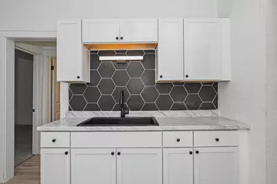 2702 N 38th St, Milwaukee, WI 53210 - Photo 14