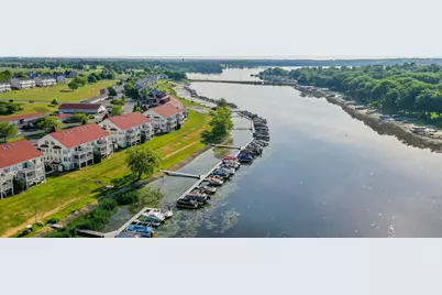 2237  Landings Ln, Delavan, WI 53115 - Photo 38