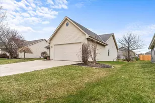 1572 Falcon Dr, Hartford, WI 53027 - Photo 20