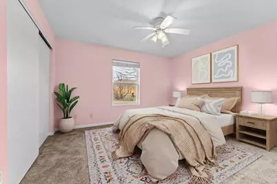 1572  Falcon Dr, Hartford, WI 53027 - Photo 10