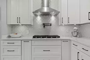 5740 Woodland Hills Dr, Racine, WI 53406 - Photo 12