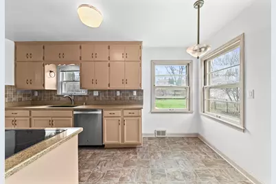 4332 N Sheffield Ave, Shorewood, WI 53211 - Photo 10