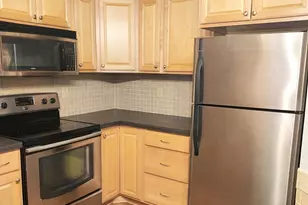 270 E Highland Ave, Milwaukee, WI 53202 - Photo 4