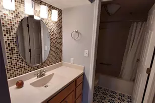 270 E Highland Ave, Milwaukee, WI 53202 - Photo 10