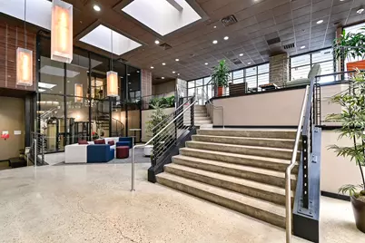 270 E Highland Ave #612, Milwaukee, WI 53202 - Photo 28