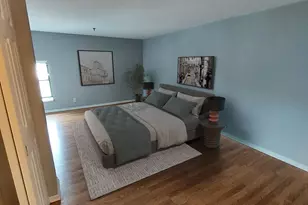 270 E Highland Ave, Milwaukee, WI 53202 - Photo 6