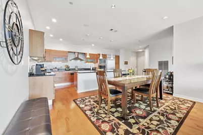 1522 N Prospect Ave #901, Milwaukee, WI 53202 - Photo 8